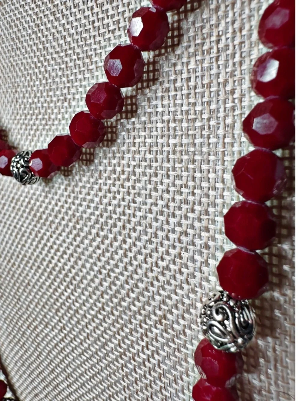 Red Faceted Glass Beaded Layered Necklace - Stylish Women's Jewelry